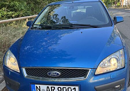 Ford Focus 2.0 TDCi Ghia TUV 2027