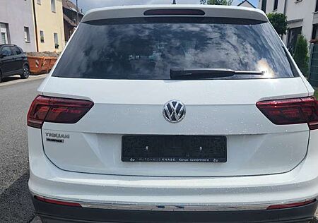 VW Tiguan Allspace Volkswagen 1.5 TSI OPF DSG Comfortline