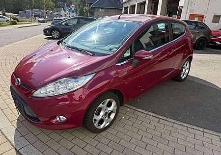 Ford Fiesta Titanium Klima,SHZ,Neu Tüv