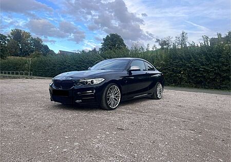 BMW 235 M235i Coupe Sport-Aut.