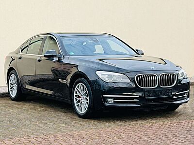 BMW 750 d xDrive HUD SHD LEDER TÜV Mopf