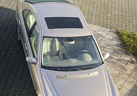 Mercedes-Benz E 240 Elegance,1.Hd.,119tkm,MB-KD-Heft