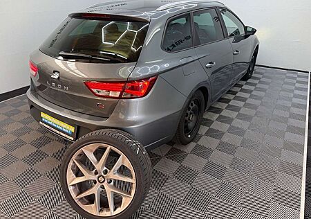 Seat Leon ST FR 2.0 TDI DSG LED 18 Zoll AHK