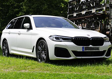 BMW 530 530e xDrive Touring Aut.