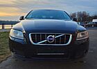 Volvo V70 Momentum Automatik* Navi* KLimaau* PDC* Leder*