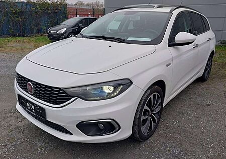 Fiat Tipo Kombi 1.6 Multijet Lounge Start&Stop PDC Navi K...