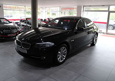 BMW 530 i LEDER NAVI XENON EL.GSD HEAD-UP RFK SHZ EU5