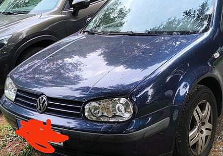 VW Golf Volkswagen 1.6 FSI