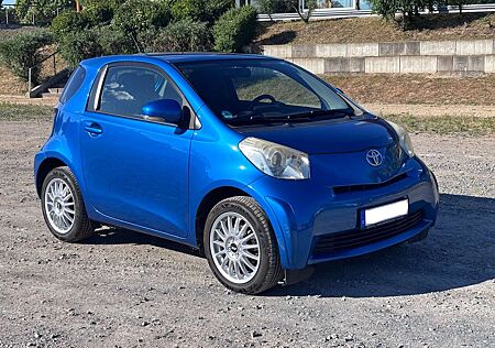 Toyota iQ 1.0 Multidrive