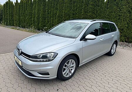 VW Golf Volkswagen Variant 1.6 TDI Comfortline *ACC*Massage*