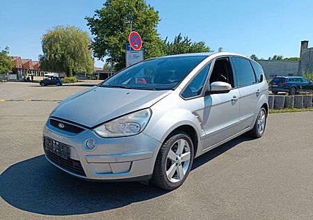 Ford S-Max Titanium