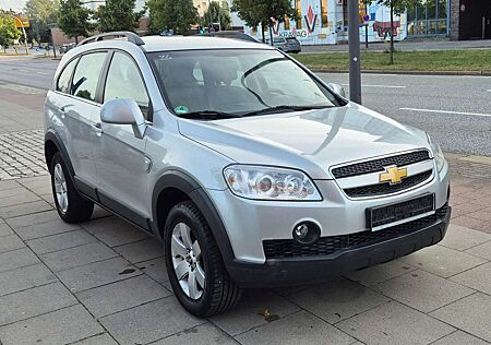 Chevrolet Captiva 2.4 LS 2WD *7 Sitzer*