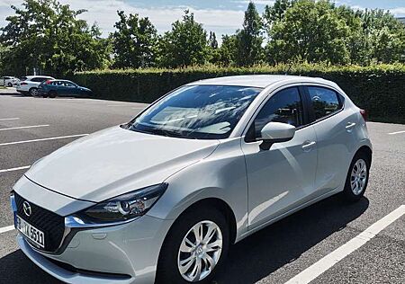 Mazda 2 Center-Line