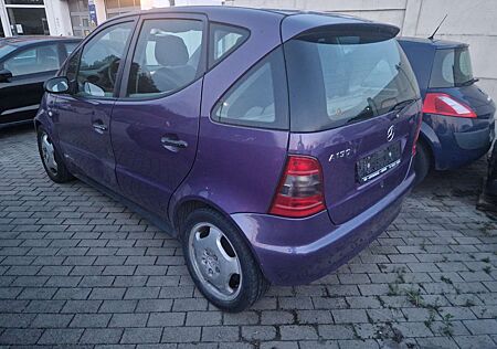 Mercedes-Benz A 190 Elegance -- Klima+FH+el.Spiegel+ZV+Mittelarmlehne