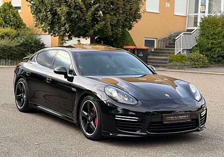 Porsche Panamera GTS *Chrone*Bose*PCM*PKD*ABGA*FULL