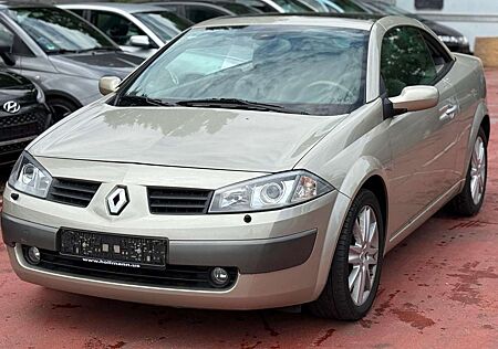 Renault Megane 1.9 dCi Coupe-Cabriolet Dynamique _ Top Gepflegt