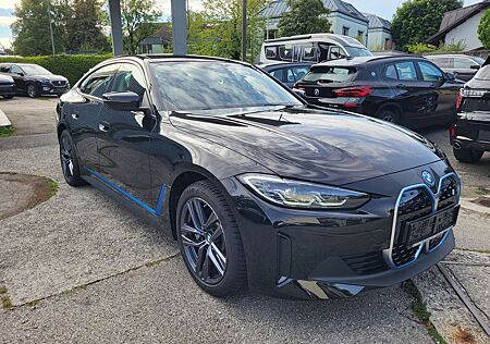BMW i4 40 eDrive Navi/Klima/Cam/PDC/SHZ/LED