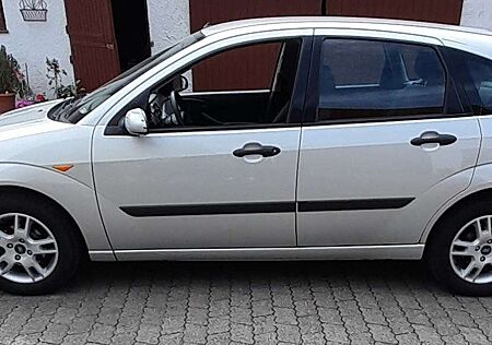 Ford Focus 1.6 Futura