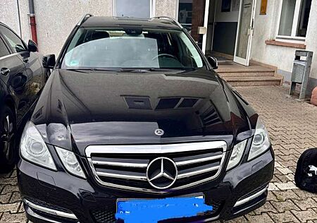 Mercedes-Benz E 200 CGI BlueEfficiency (212.248)