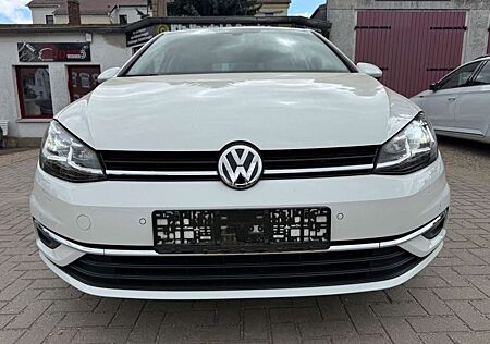 VW Golf Volkswagen VII Lim. Sound,LED,AHK,SHZ,ALU