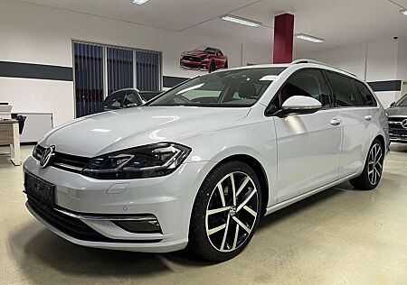 VW Golf Volkswagen VII Highline ACC*PANO*LED*NAVI*KAM*SHZ+MASS