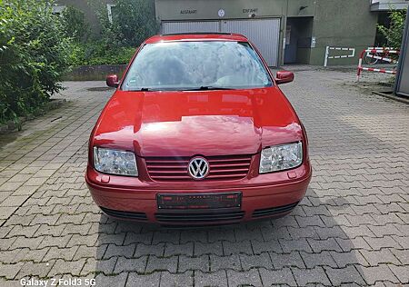 VW Bora Volkswagen 1.6 16V