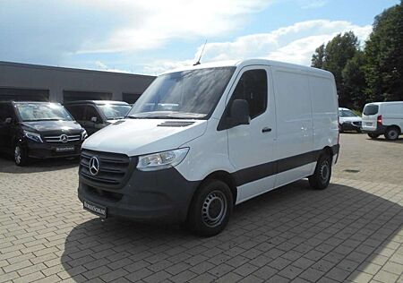 Mercedes-Benz Sprinter 211 CDI KA Kompakt 3-Sitze Holzboden 180° Türen