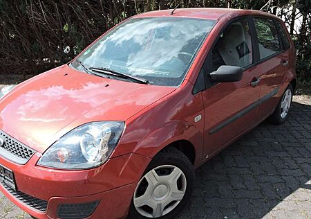 Ford Fiesta 1,4 16V/ 5-türig/ Klima/ LPG-Flüssiggas