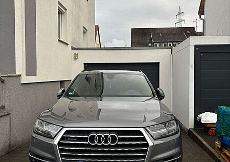 Audi Q7 3.0 TDI V6 S-LINE INTERIEUR/EXTERIEUR QUATTRO