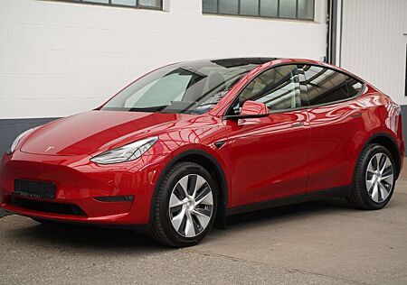 Tesla Model Y Long Range AWD *innen weiß*Matrix-LED*