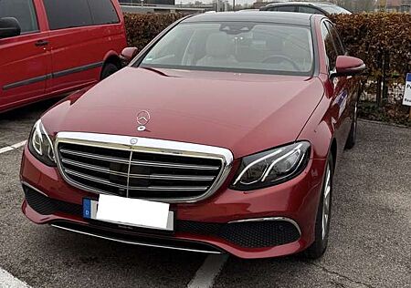 Mercedes-Benz E 250 9G-TRONIC Exclusive