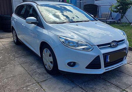 Ford Focus Turnier 1.6 TDCi ECOnetic 99g Start-Stopp-Sy SYNC