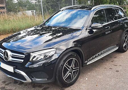 Mercedes-Benz GLC 250 GLC-Klasse 4Matic Navi/AHK/LED/Distronic