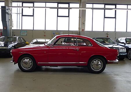 Alfa Romeo Giulietta Sprint 1300 toller, restaurierter Zustand