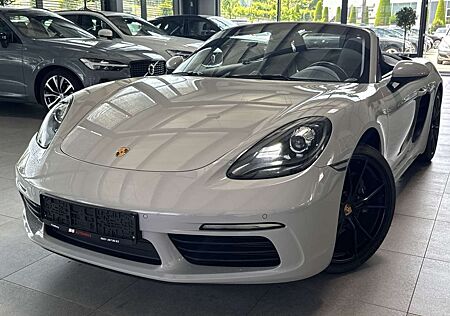 Porsche Boxster 718 PDK BOSE 20" Alu Sport Paket Chrono