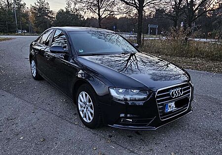 Audi A4 1.8 TFSI multitronic Attraction