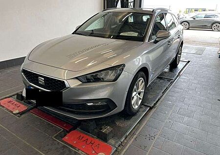 Seat Leon ST TDI Style DSG CARPLAY LED NAVI LENKRADHZ