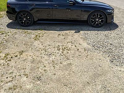 Jaguar XE R-Dynamic SE