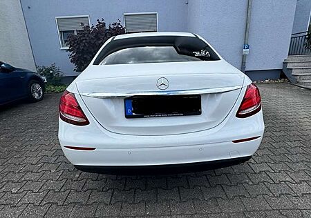 Mercedes-Benz E 220 d 4Matic 9G-TRONICExclusive