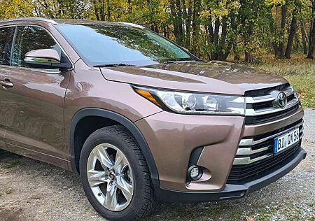 Toyota Highlander LIMITED 3,5L, 7Sitzer.
