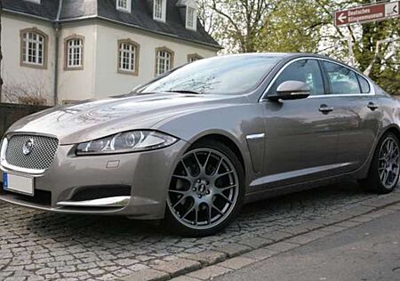 Jaguar XF 2.2 Diesel