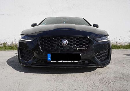 Jaguar XE D200 Aut. R-Dynamic Black