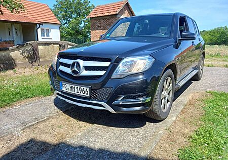 Mercedes-Benz 220