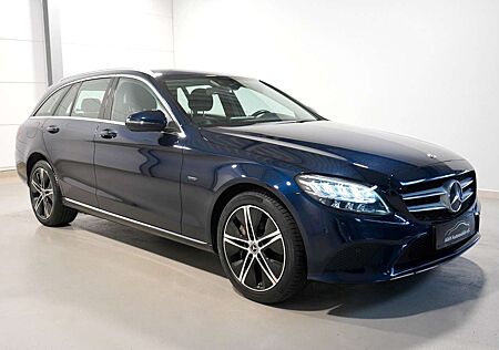 Mercedes-Benz C 300 de T Avantgarde *KAMERA*AHK*LED*1.HAND