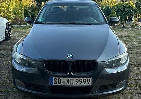 BMW 320i 320 Coupe