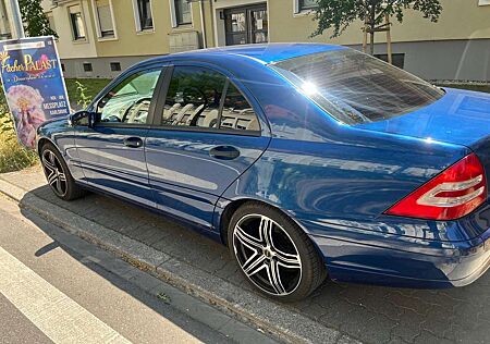Mercedes-Benz C 180 Classic