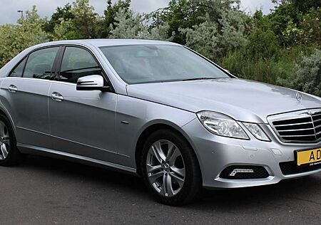 Mercedes-Benz E 200 CGI BlueEfficiency