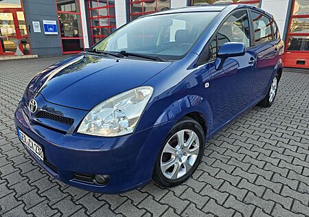 Toyota Corolla Verso 2.2 D-4D,Klima,1-H,AHK,PDC,Navi,Tüv 08/25