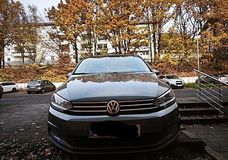 VW Touran Volkswagen 1.4 TSI (BlueMotion Technology) DSG Comfortline