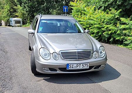 Mercedes-Benz E 220 CDI Automatik Classic mit frischen TÜV